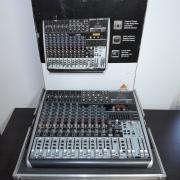 Behringer Xenyx QX1832USB