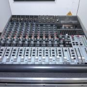Behringer Xenyx QX1832USB