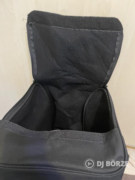 Hangfal huzat/táska