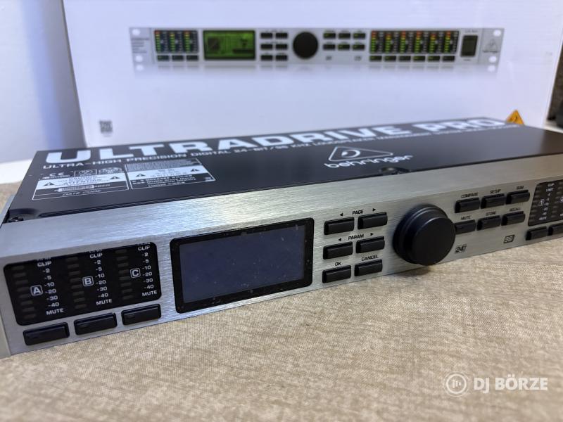 Behringer dcx2496 rendszervezérlő