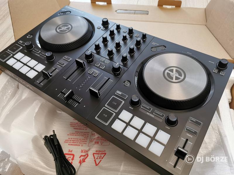 Native Instruments Traktor Kontrol S2 MK3