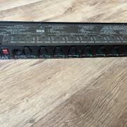 Pulsar DC-DMX-PMX spiltter 8 sávos