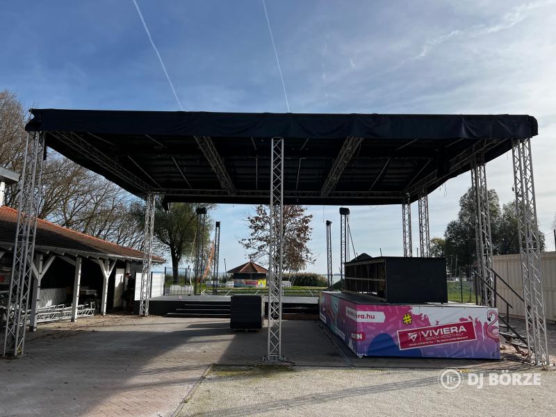 Global Truss - F34 - 9 x 11 gyári színpadfedés