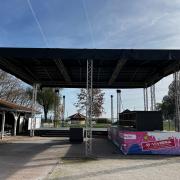 Global Truss - F34 - 9 x 11 gyári színpadfedés