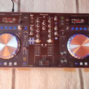 Eladó Pioneer XDJ R1