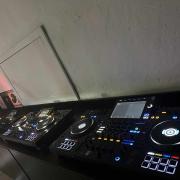 Pioneer XDJ-XZ + UDG Táska