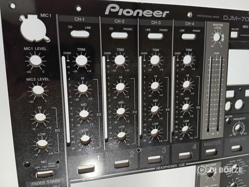 DJM-700 előlap