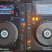 Eladó 2db Pioneer CDJ 900 Nexus + 2db Rack