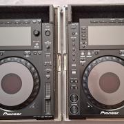 Eladó 2db Pioneer CDJ 900 Nexus + 2db Rack