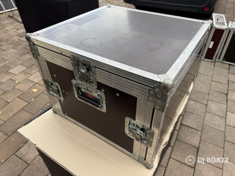 Eladó 8U/400 kombi rack !!!
