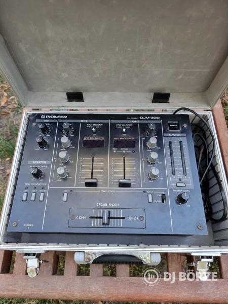 Pioneer DJM 300
