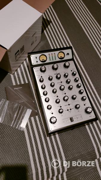 Omnitronic trm 222