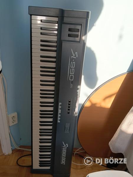 Studiologic SL990 XP