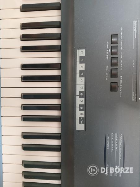 Studiologic SL990 XP