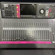 Roland M480 digitális keverőpult