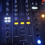 Pioneer XDJ 700+DJM 450 Szett