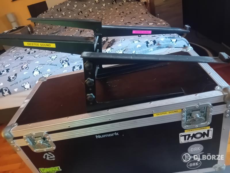 Laptop állvány