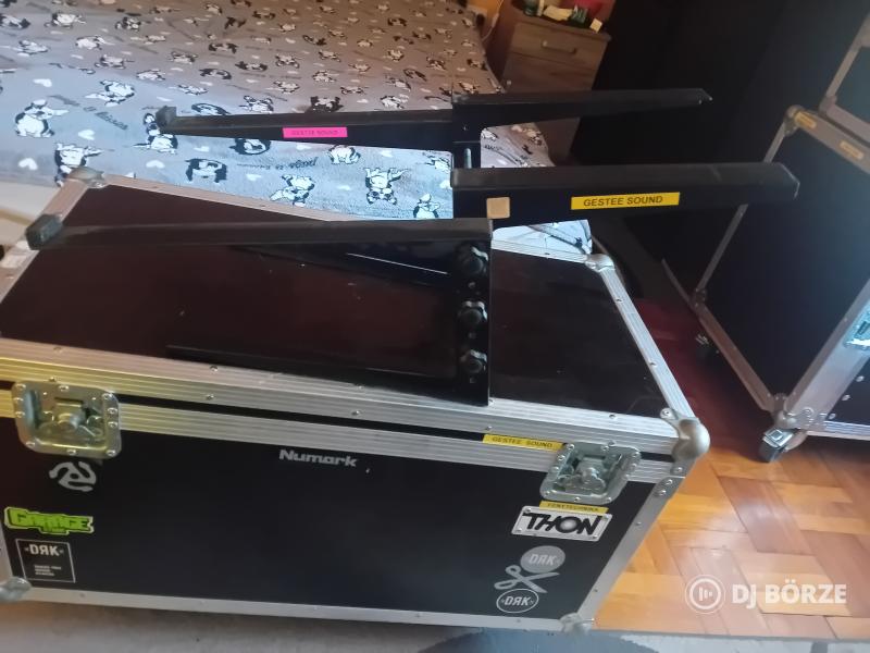 Laptop állvány