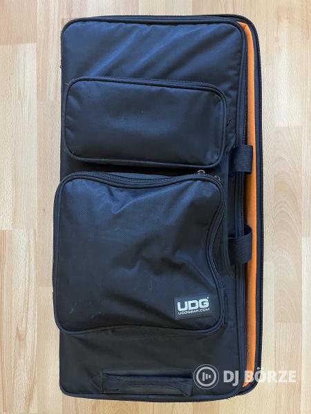 DDJ-800+UDG hordozótáska