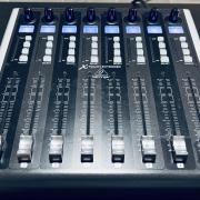 Behringer X-Touch Extender DAW vezérlő