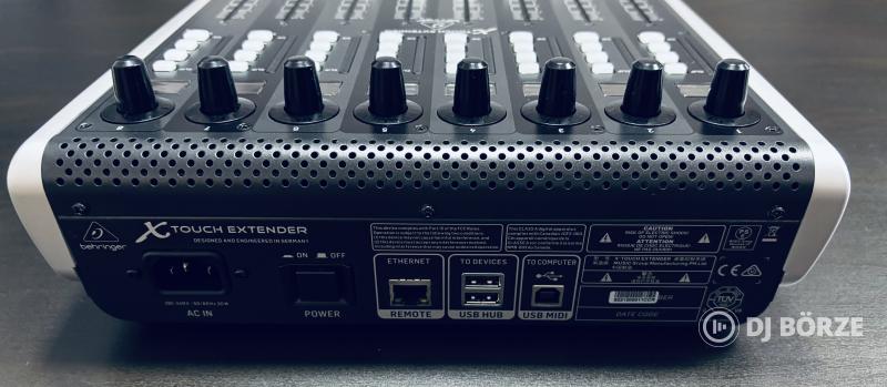Behringer X-Touch Extender DAW vezérlő