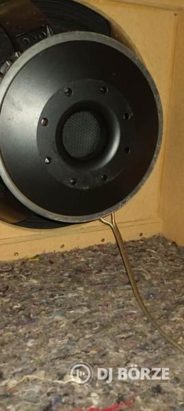 RCF 15" minőségien megépített copy láda