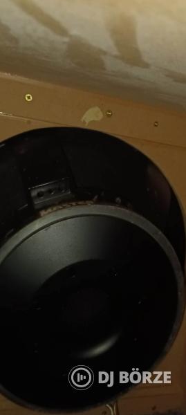 RCF 15" minőségien megépített copy láda