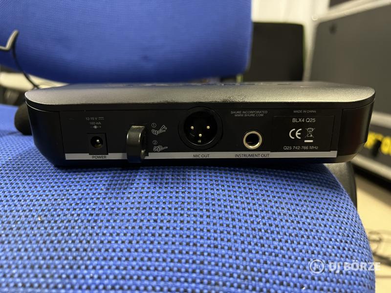 SHURE BLX14E-H8E BLX szett: zsebadó, vevő, WA302 + Shure WCM16 fejmikrofon