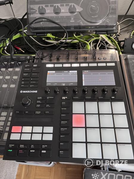 Native Instruments MASCHINE MK3
