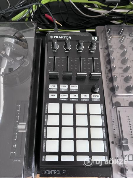 Traktor Kontrol F1