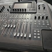 Behringer X32