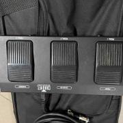 Chauvet 4 bar led dmx lámpacsík szett táskával, lábkapcsolóval, állvánnyal
