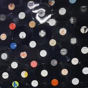 VG, VG+ maxi vinylek bakelitek