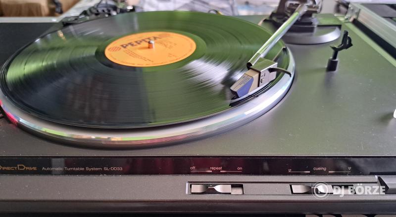 Technics SL DD 33 lemezjátszó