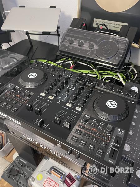 Traktor Kontrol S4 mk2