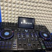 Denon Prime 4 + UDG hordtáska+ 2T SSD