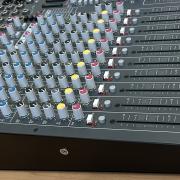 Allen & Heath ZED12FX