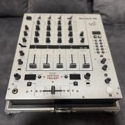 Eladó Numark M8 DJ keverőpult !!!