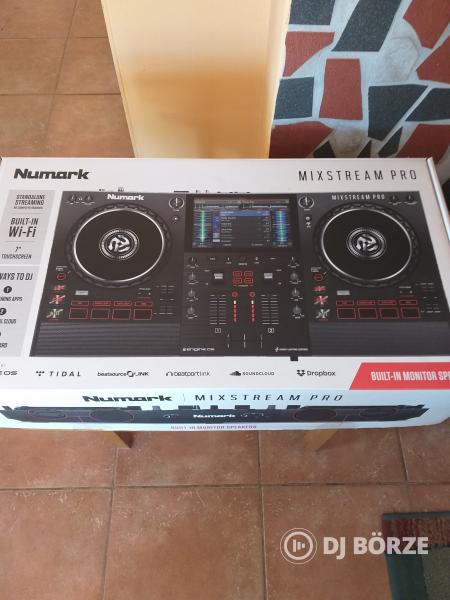 Numark Mixstram Pro