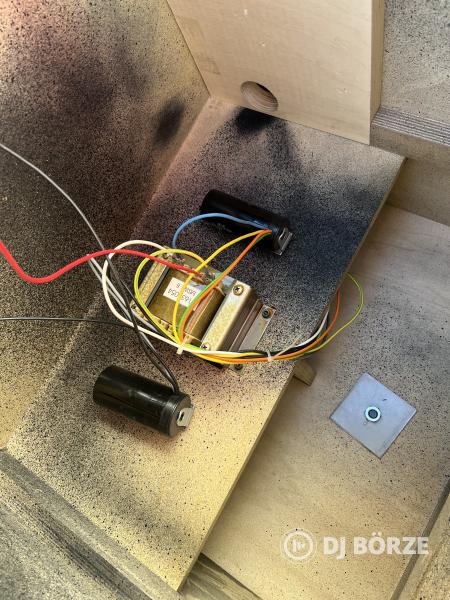 Gyári Rcf Esw 1018 mélyláda