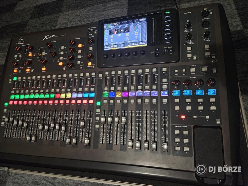 Behringer X32