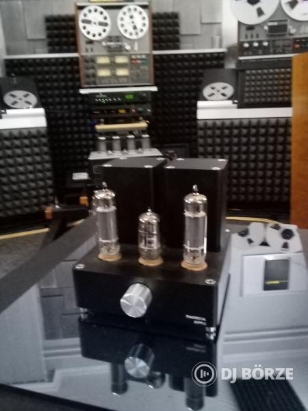 Integrált csöves erősítő