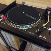 Bakelitlemezjátszó