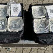 Akkumulátoros PAR lámpa - 6x18W - RGBWA+UV