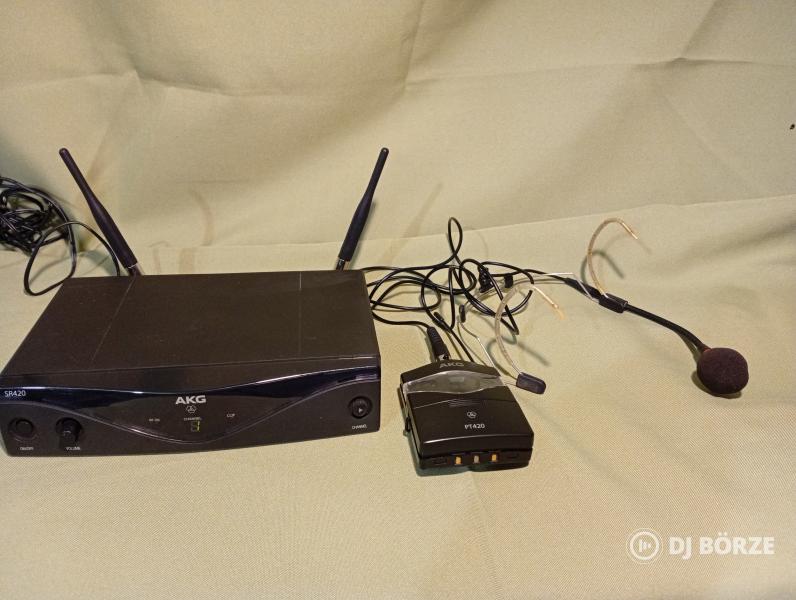 AKG vezeték nélküli fejmikrofon szett ELADÓ