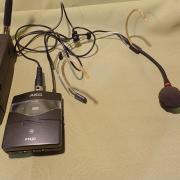 AKG vezeték nélküli fejmikrofon szett ELADÓ