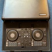 Numark Mixtrack Platinum FX