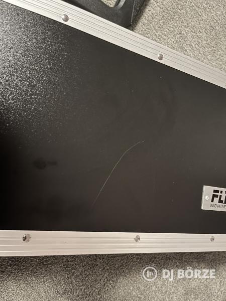 Involight DMX vezérlő + rack GARANCIÁLIS