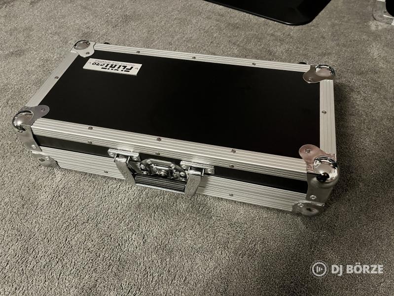 Involight DMX vezérlő + rack GARANCIÁLIS