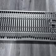 Behringer SL3242FX-PRO Analóg Keverő